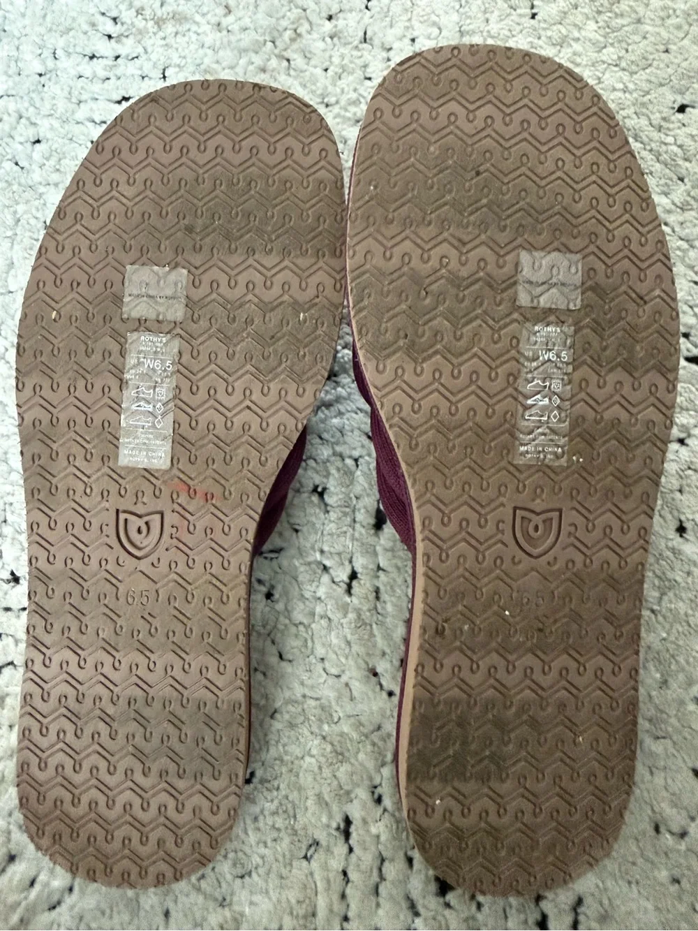 Rothys The Summer Sandal in Blackberry